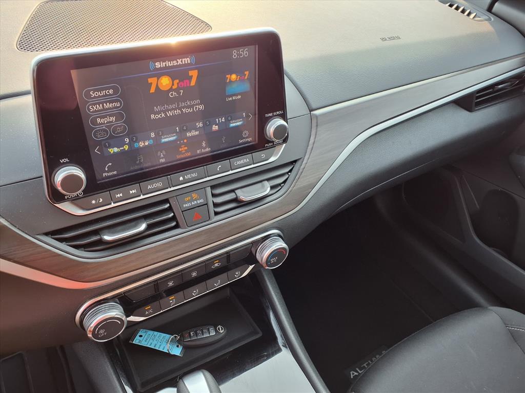 2024 Nissan Altima 2.5 SV photo 7