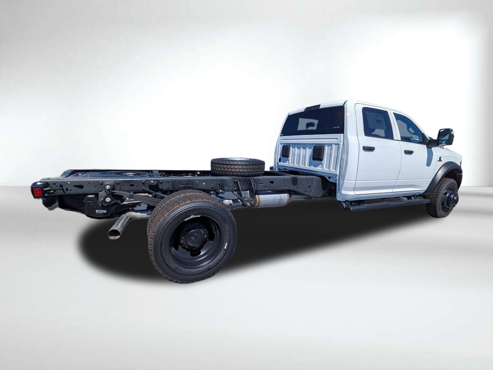2026 Ram 5500 photo 4