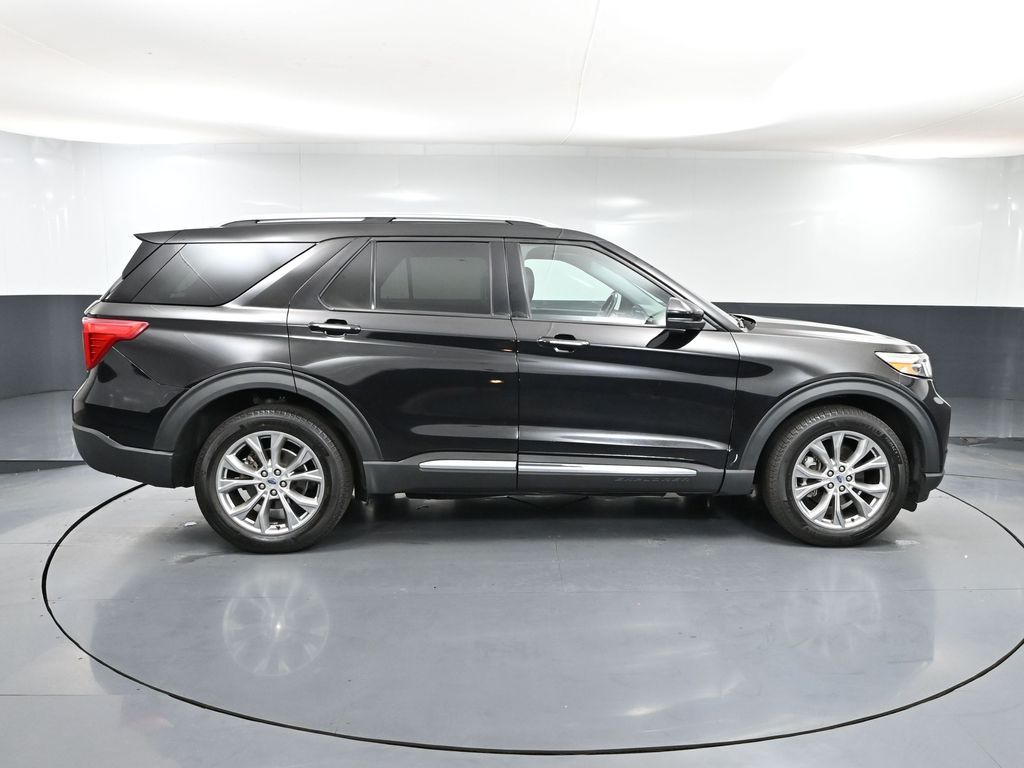 2022 Ford Explorer Limited photo 3