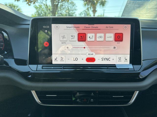 2025 Volkswagen Atlas Peak Edition SE photo 10