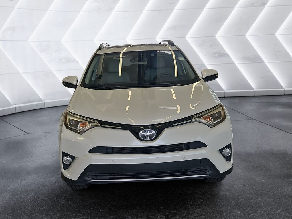 2017 Toyota RAV4 Limited photo 2