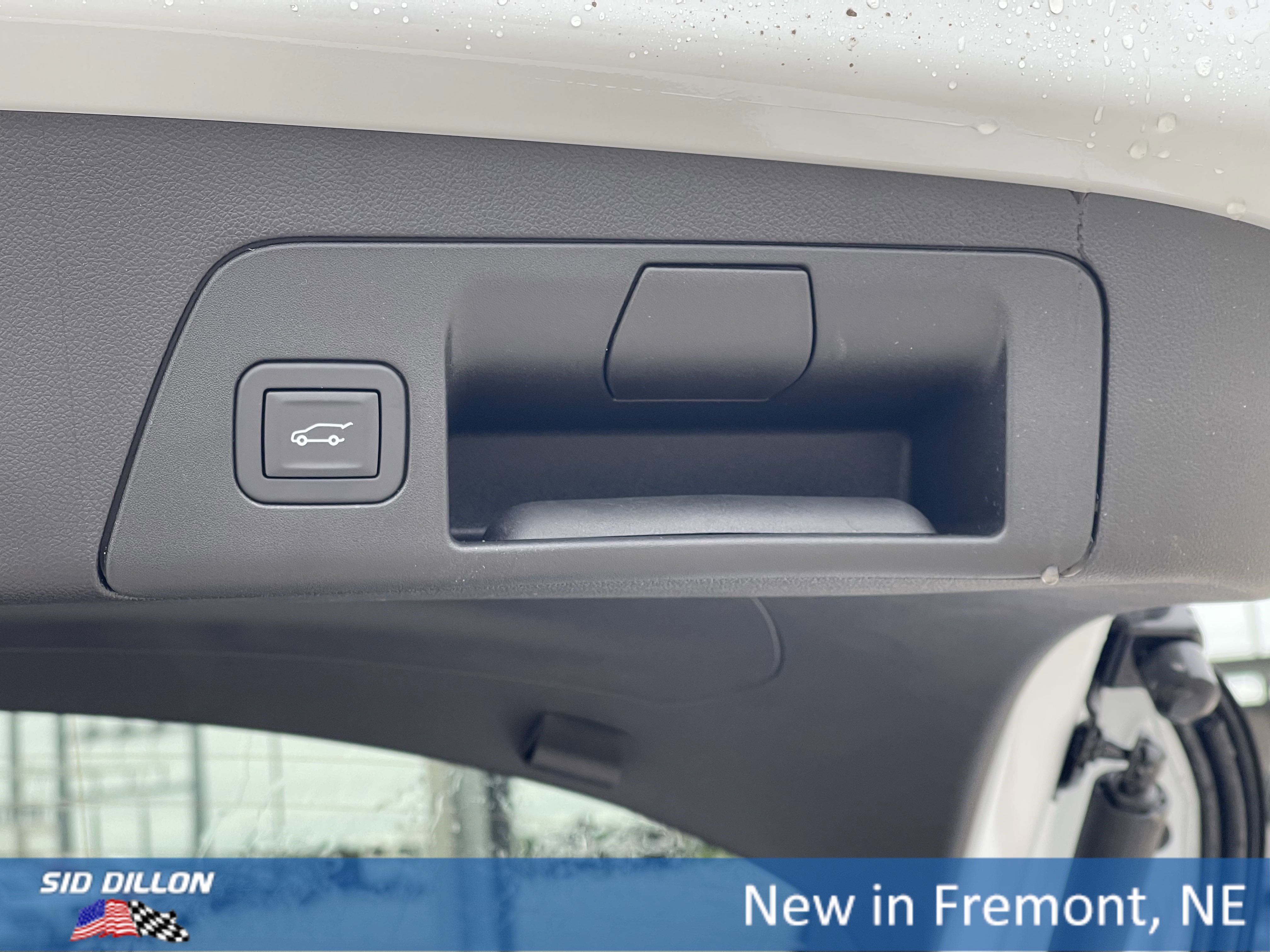 2025 Buick Envision Sport Touring photo 11
