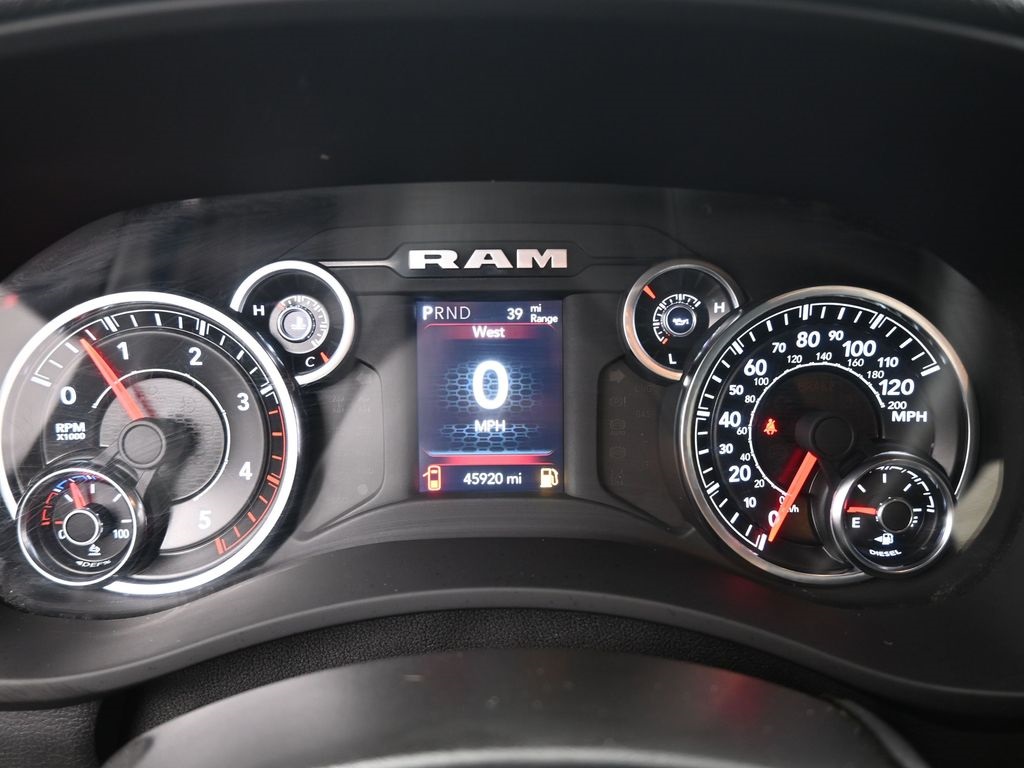 2023 Ram 2500 Tradesman photo 3