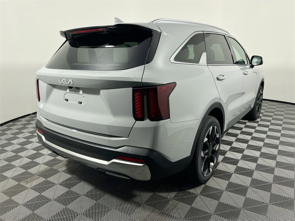2026 Kia Sorento EX photo 2