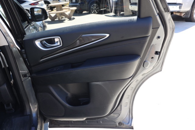 2020 Infiniti QX60 Pure photo 16