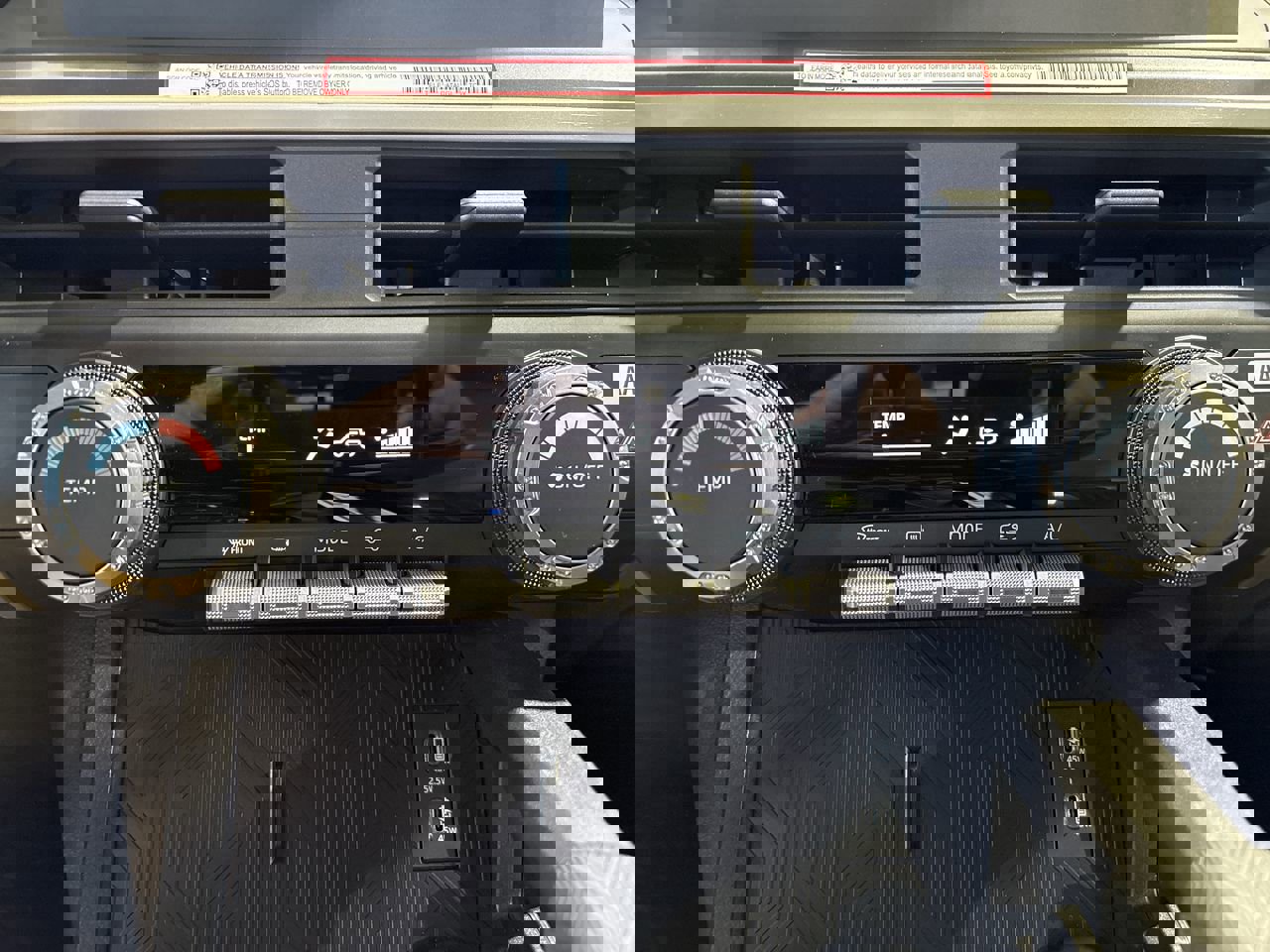 2025 Toyota Tacoma SR5 Double Cab photo 17