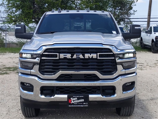 2026 Ram 2500 Tradesman photo 3