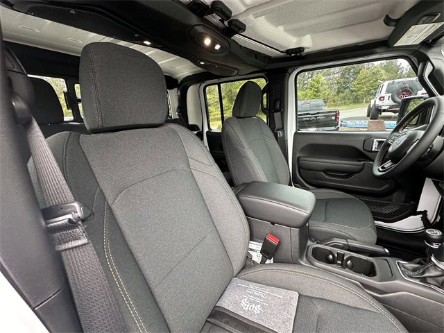 2024 Jeep Gladiator Sport S photo 14