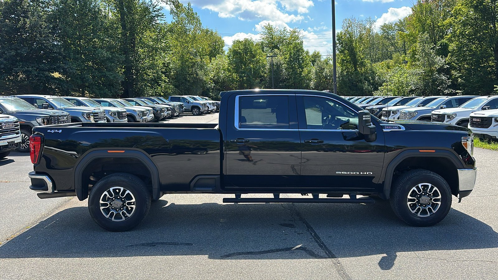 2021 Gmc Sierra 3500 HD SLE photo 3