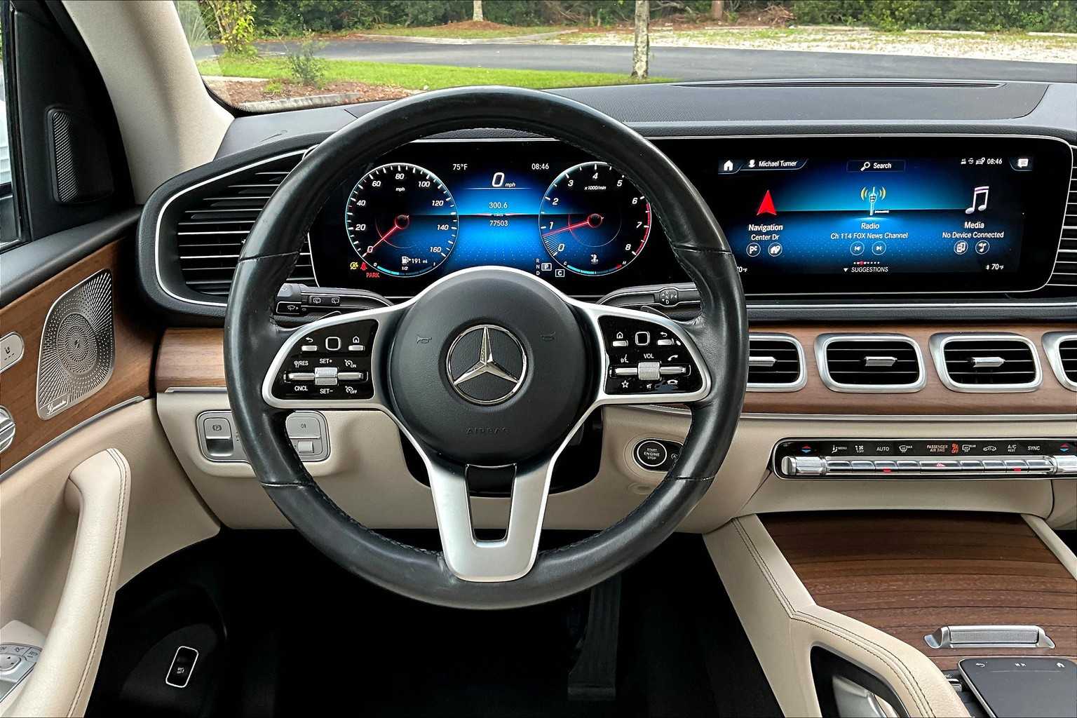2022 Mercedes Benz GLE 350 4MATIC photo 2