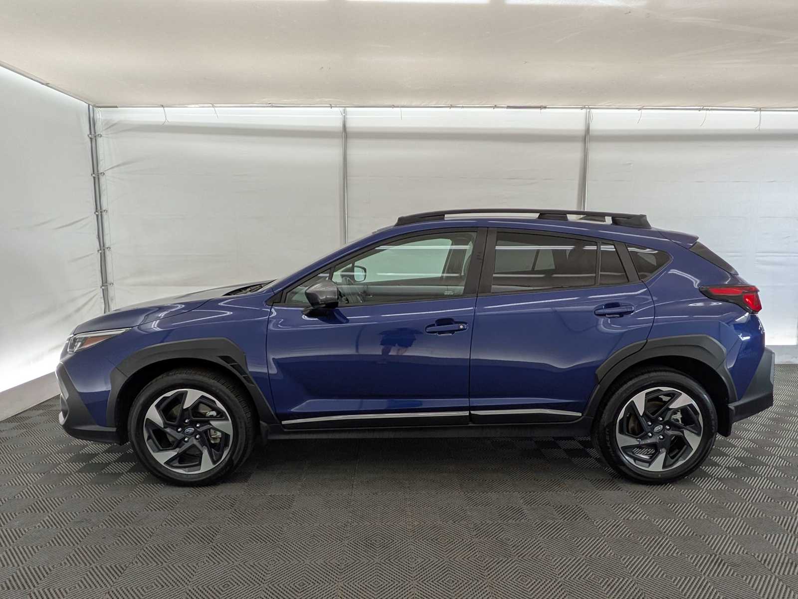 2024 Subaru Crosstrek Limited photo 2