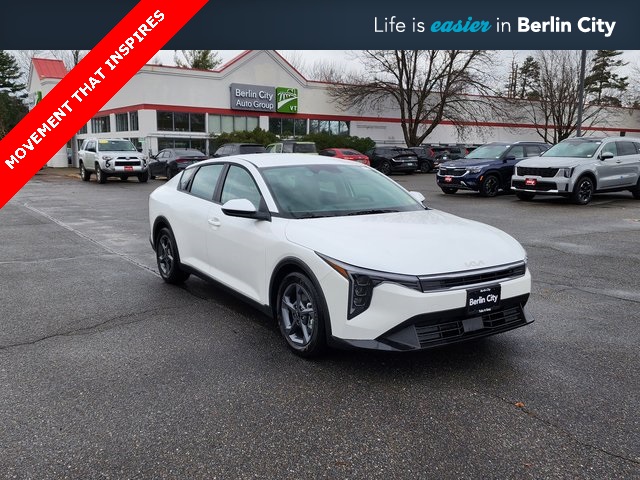 2025 Kia K4 LXS's photo