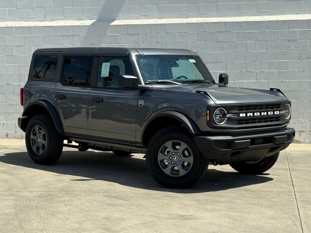 2025 Ford Bronco 4-Door Big Bend's photo