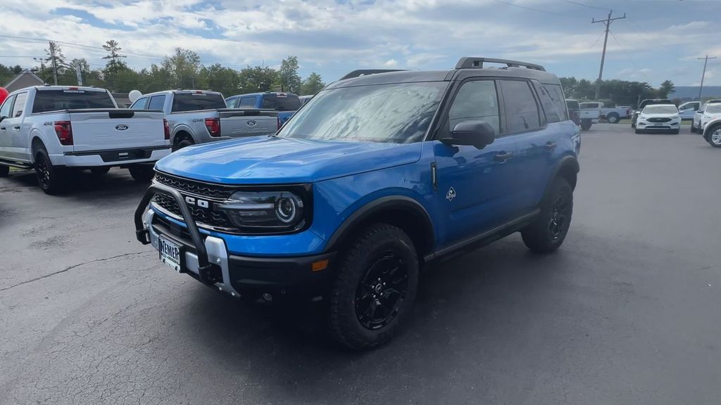 2025 Ford Bronco Sport Outer Banks photo 4