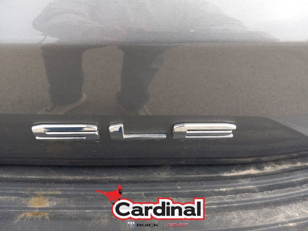 2021 Gmc Yukon SLE photo 4