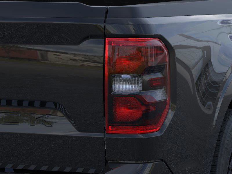 2025 Ford Maverick photo 18