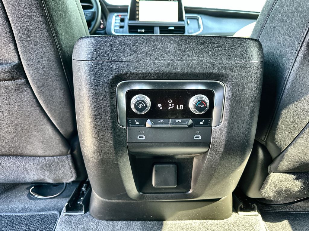 2024 Gmc Yukon AT4 photo 22