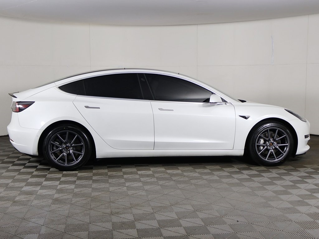2020 Tesla Model 3 Long Range photo 18