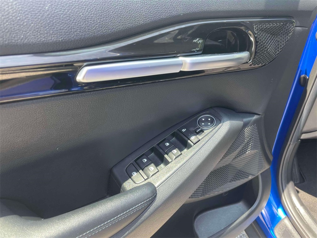 2021 Kia Seltos S photo 16