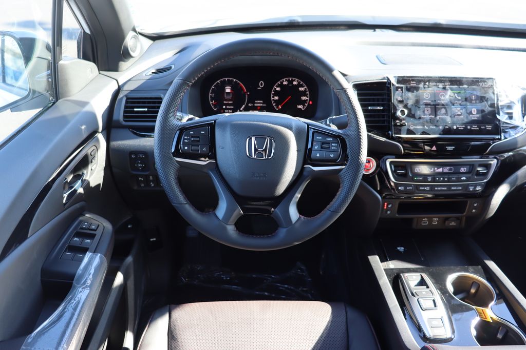 2026 Honda Ridgeline Black Edition photo 16