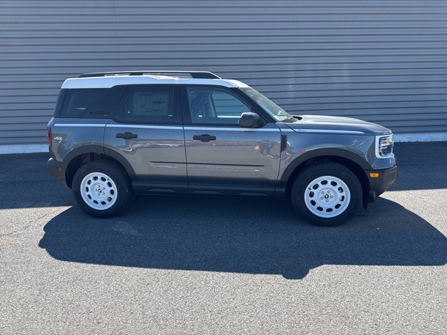 2025 Ford Bronco Sport Heritage photo 2