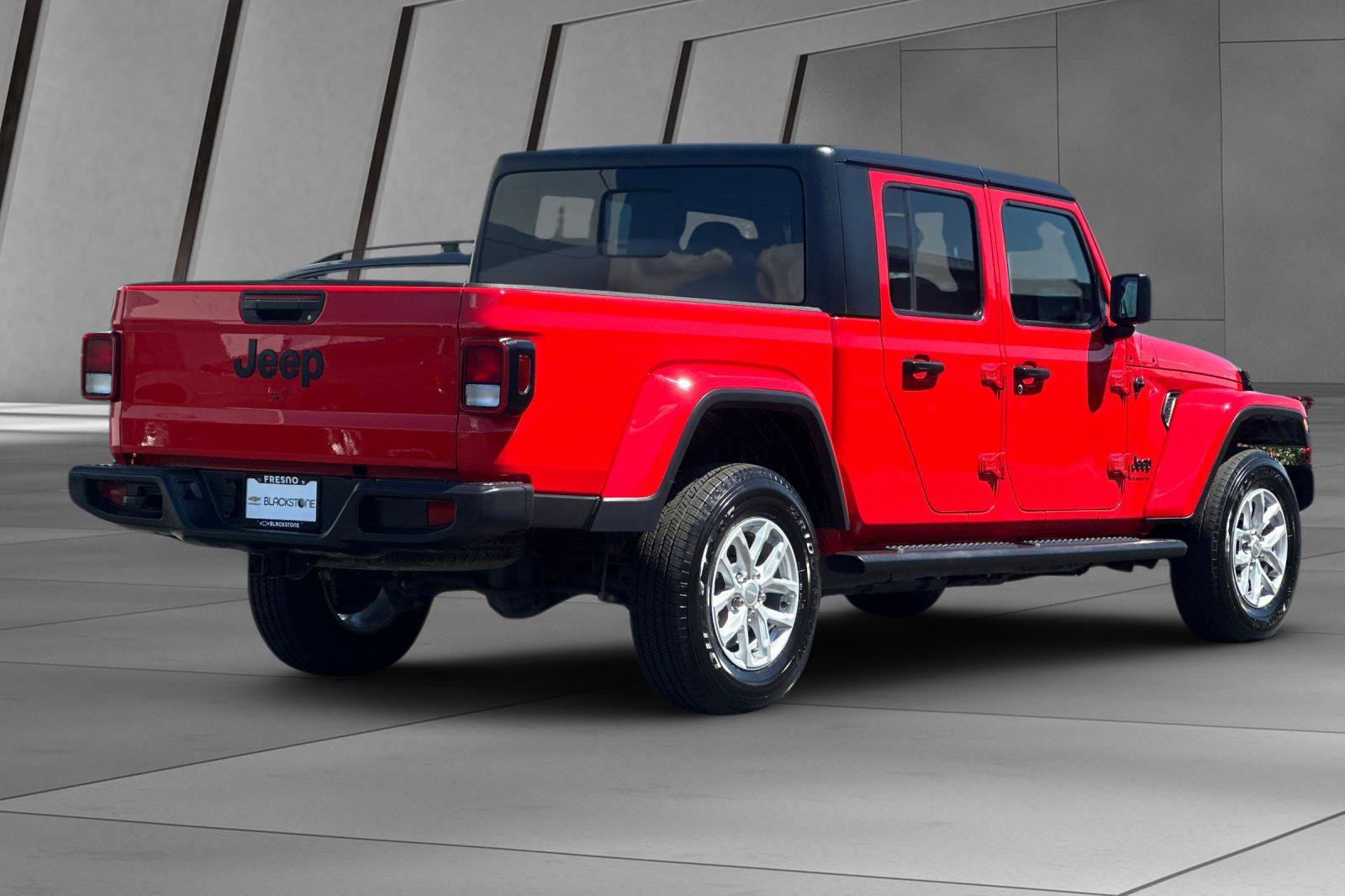 2023 Jeep Gladiator Sport S photo 3