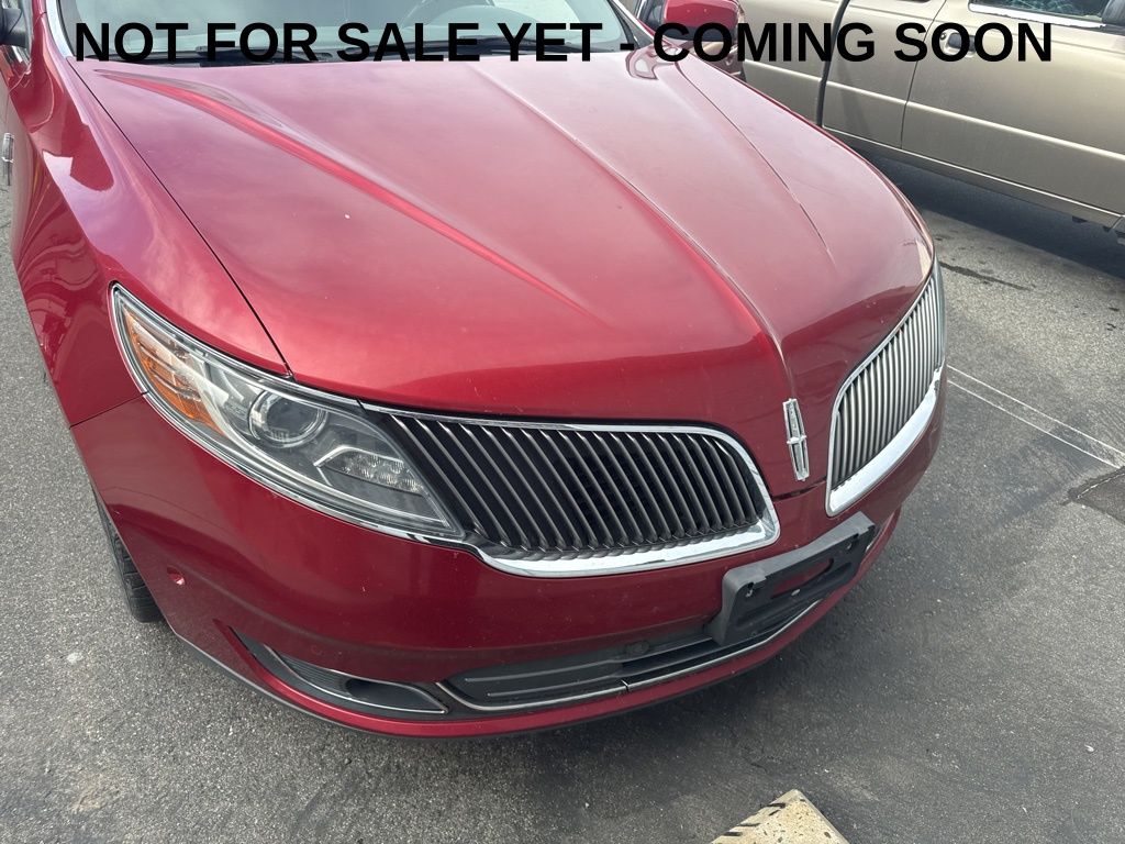 2013 Lincoln MKS Base's photo