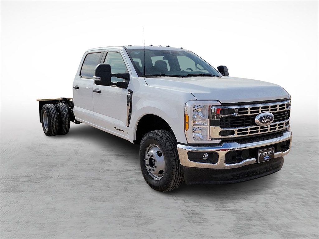 2026 Ford F-350 Base's photo
