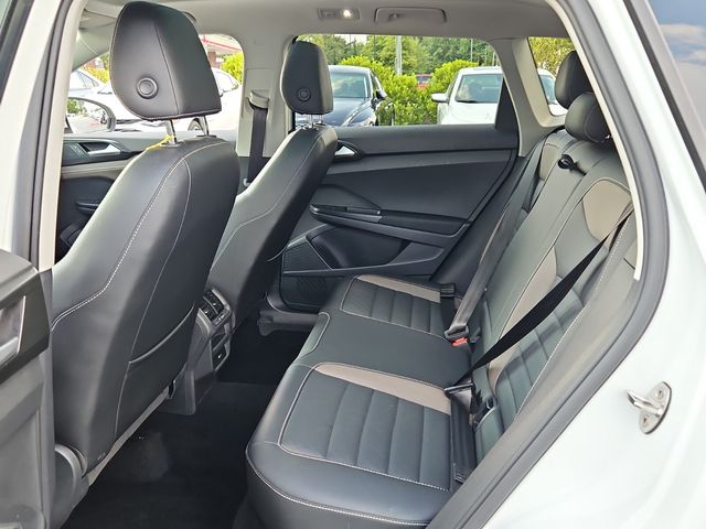 2022 Volkswagen Taos SEL photo 5