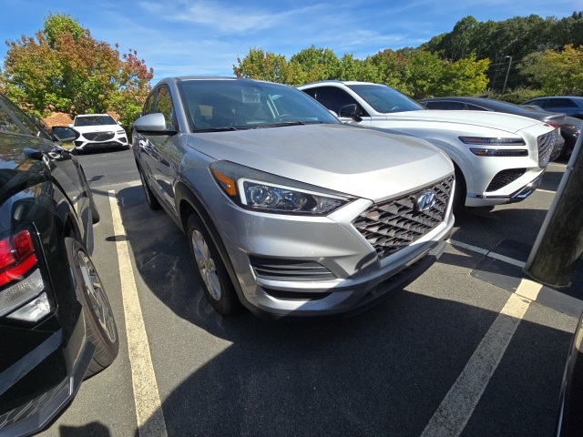 2020 Hyundai Tucson SE photo 2