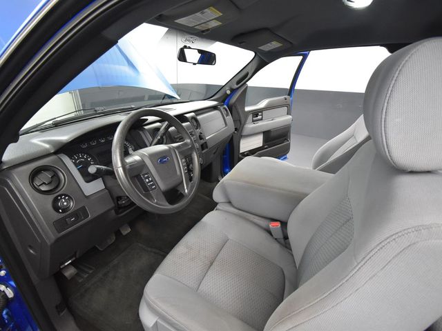 2013 Ford F-150 STX photo 17