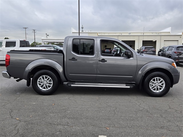 2020 Nissan Frontier SV photo 2