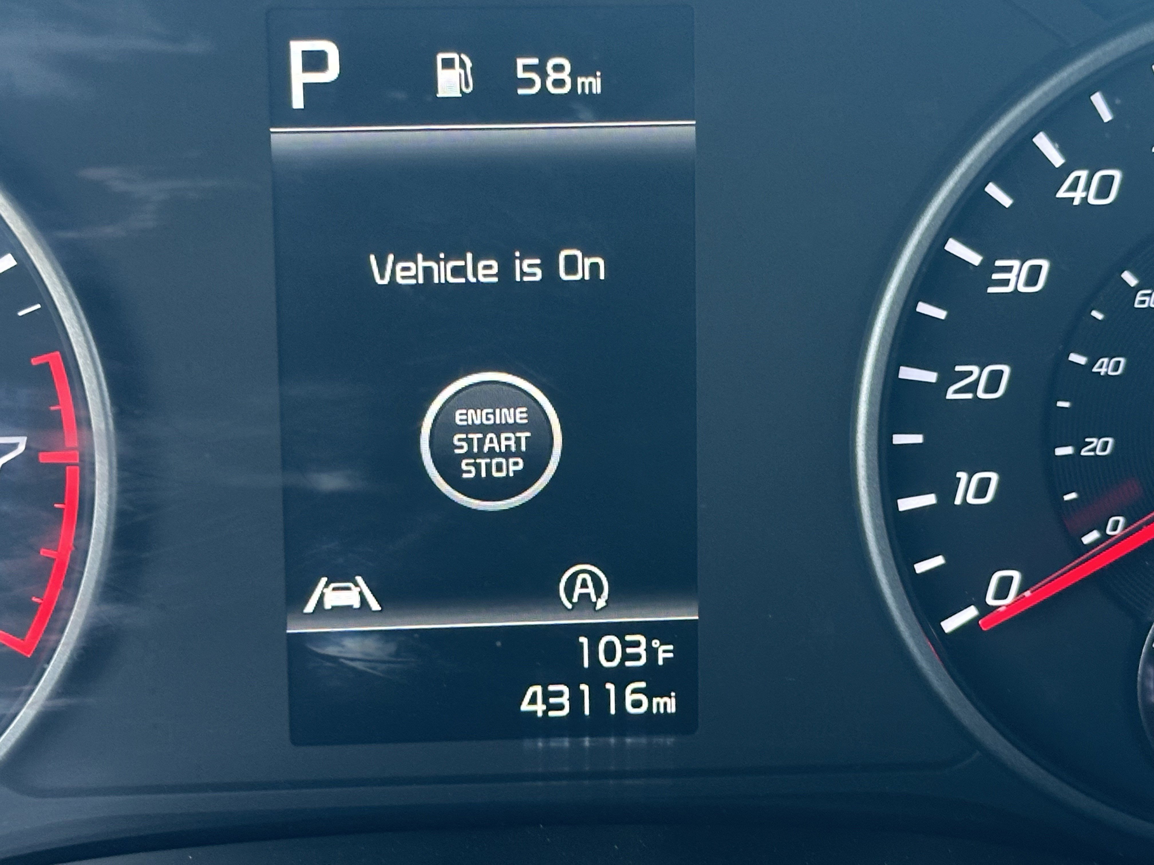 2022 Kia Stinger GT-Line photo 2