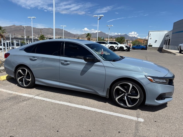 Used 2022  Honda Sport image 9