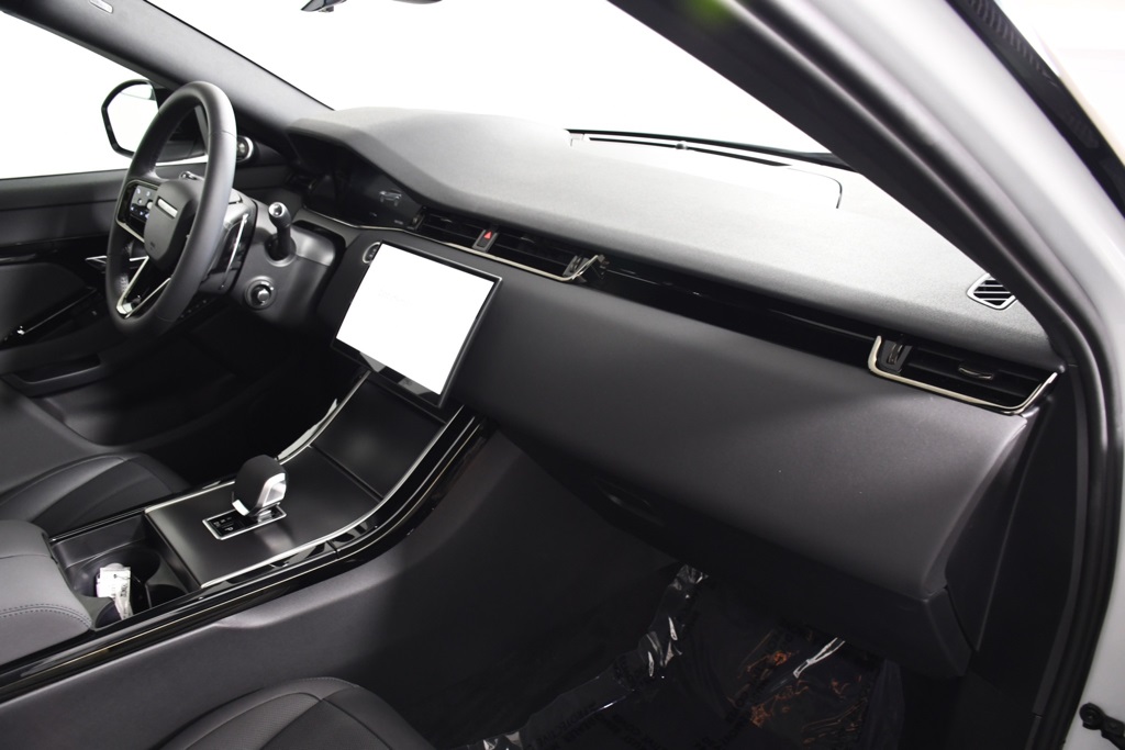 2026 Land Rover Range Rover Evoque Dynamic SE photo 19
