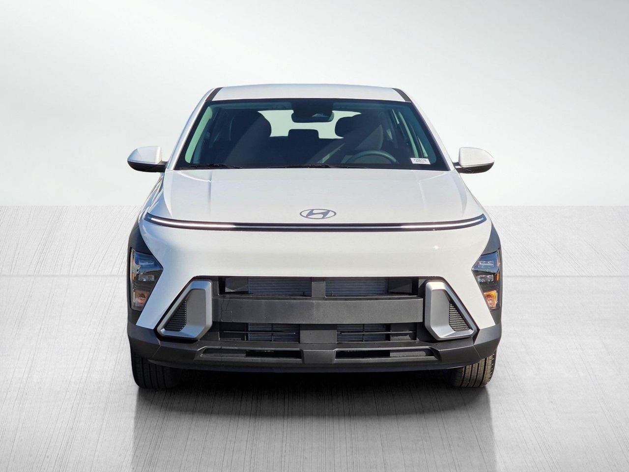 2026 Hyundai Kona SE photo 2