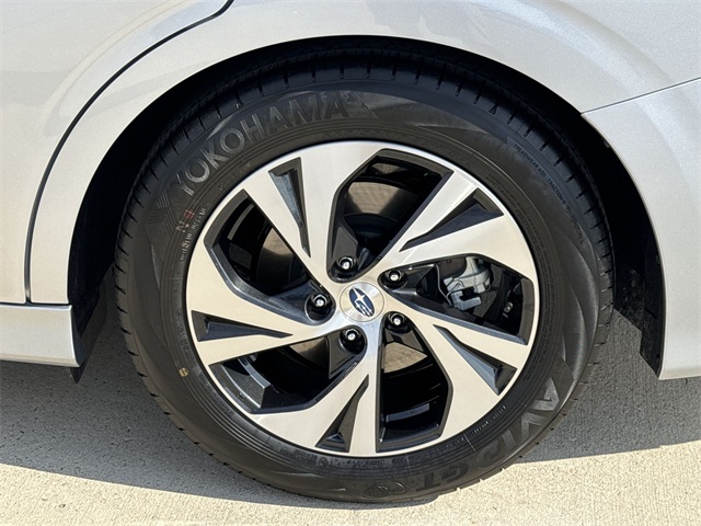 2025 Subaru Legacy Base photo 11