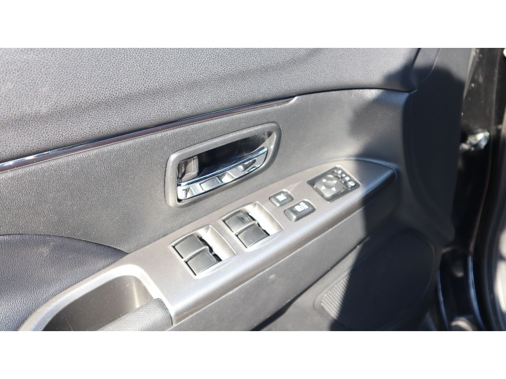 2024 Mitsubishi Outlander Sport ES photo 5