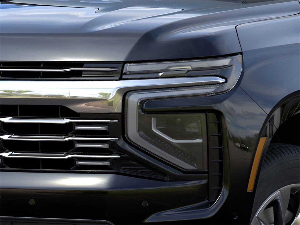 2025 Chevrolet Suburban Premier photo 5