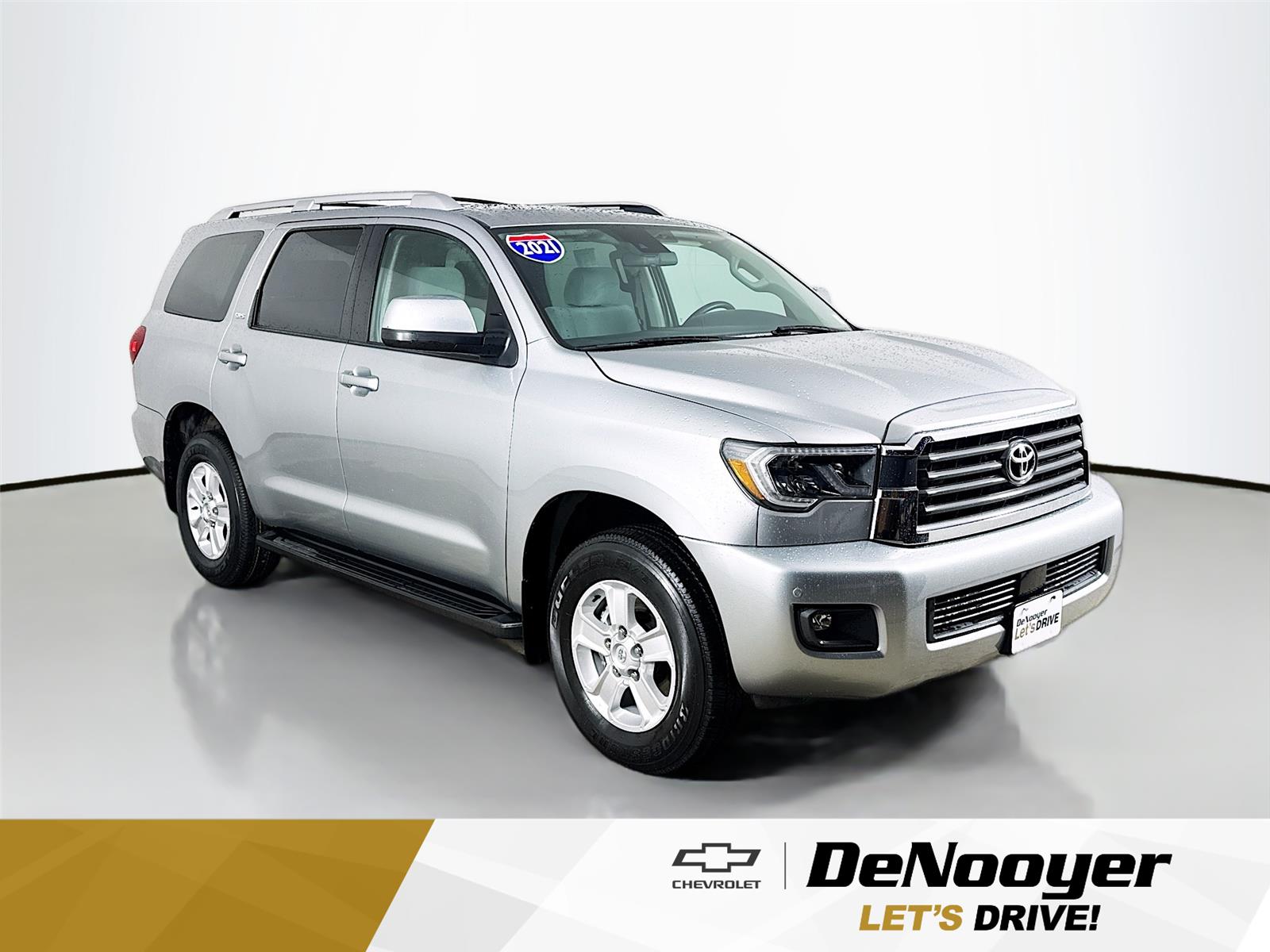 2021 Toyota Sequoia SR5's photo