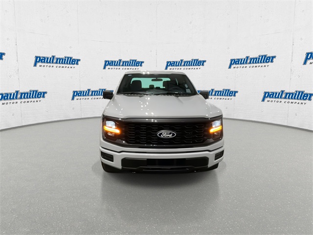 2025 Ford F-150 STX photo 4
