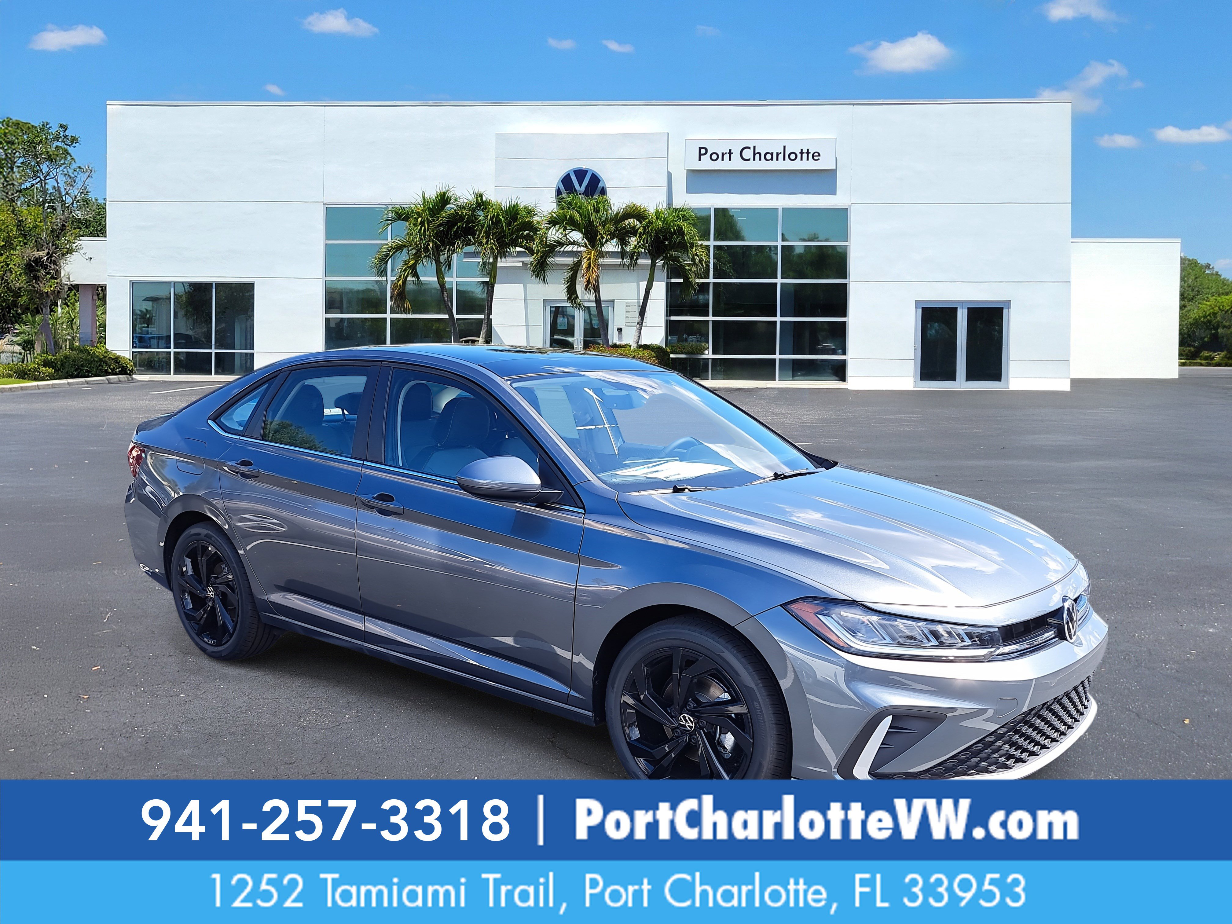 2025 Volkswagen Jetta SE's photo