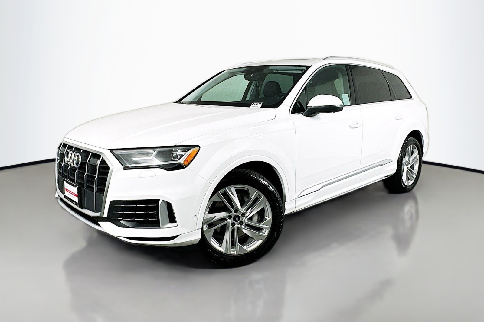 2023 Audi Q7 Premium Plus's photo