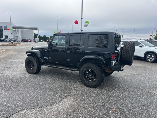 2011 Jeep Wrangler Unlimited Rubicon photo 2