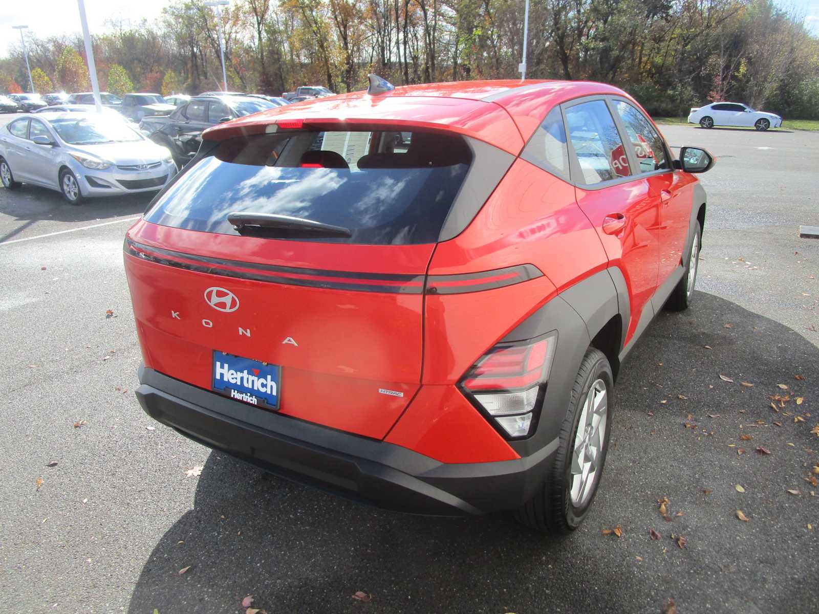 2025 Hyundai Kona SE photo 4