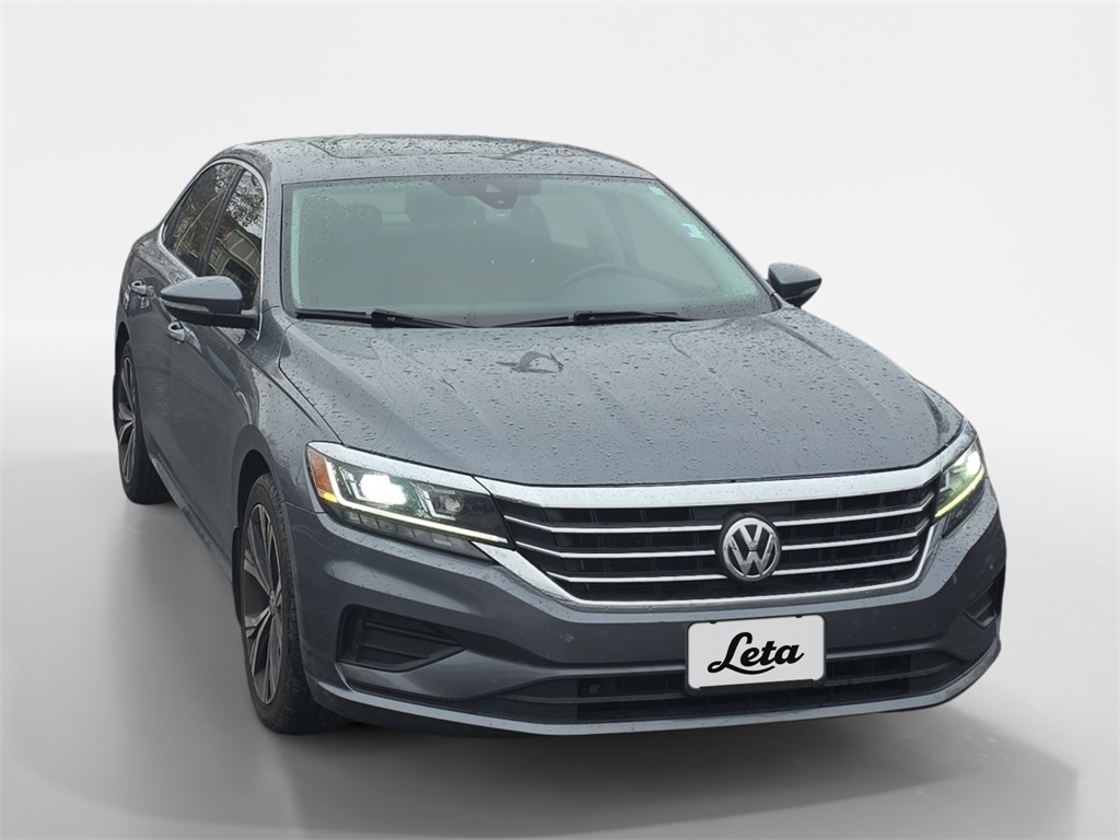 2022 Volkswagen Passat 2.0T SE photo 4