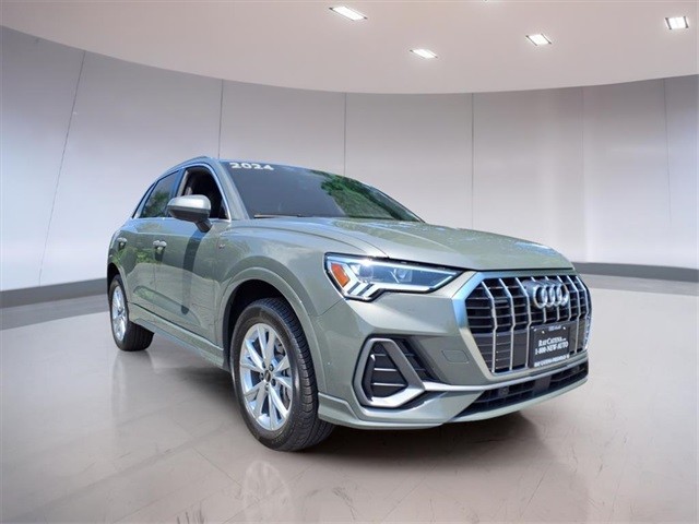 2024 Audi Q3 Premium Plus