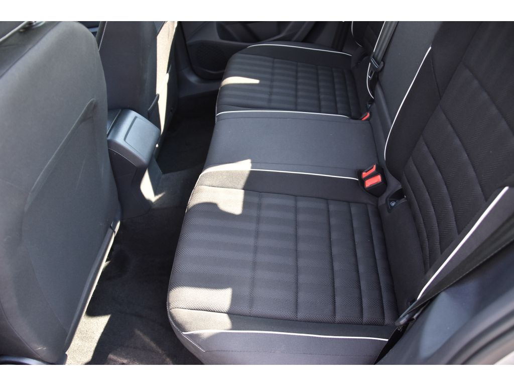 2024 Volkswagen Jetta Sport photo 12