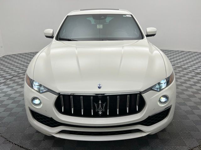 2022 Maserati Levante GT photo 2