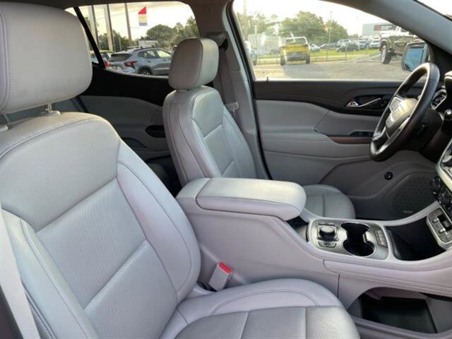 2023 Gmc Acadia SLT photo 9